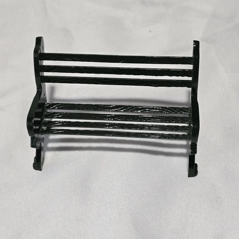 Miniature Green Park Bench Metal Home Decor 1